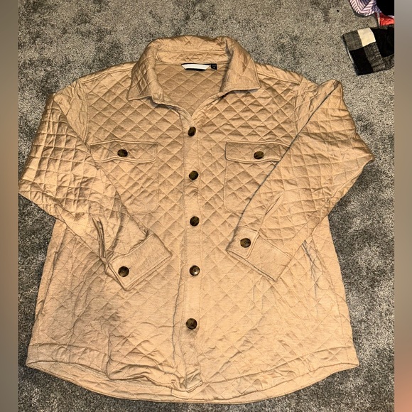 Vineyard Vines Tops - Vineyard Vines Tan Quilted Button Down Shirt